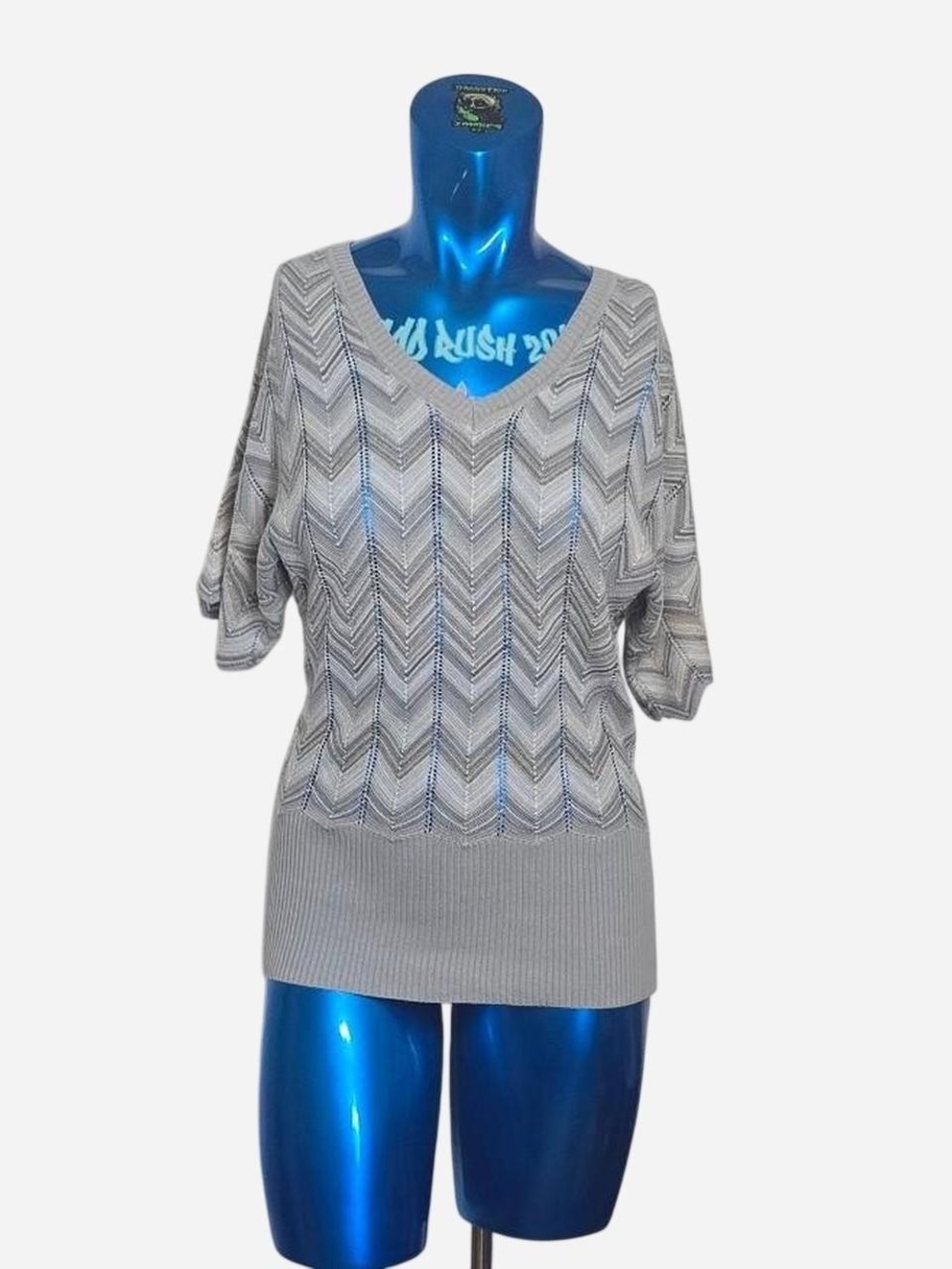 The Limited Light Gray Chevron V-Neck Knit Top